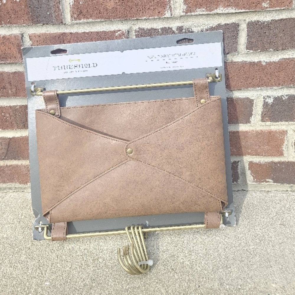 Threshold Brown Accents